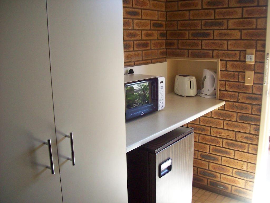 Cobar Town & Country Motor Inn Szoba fotó